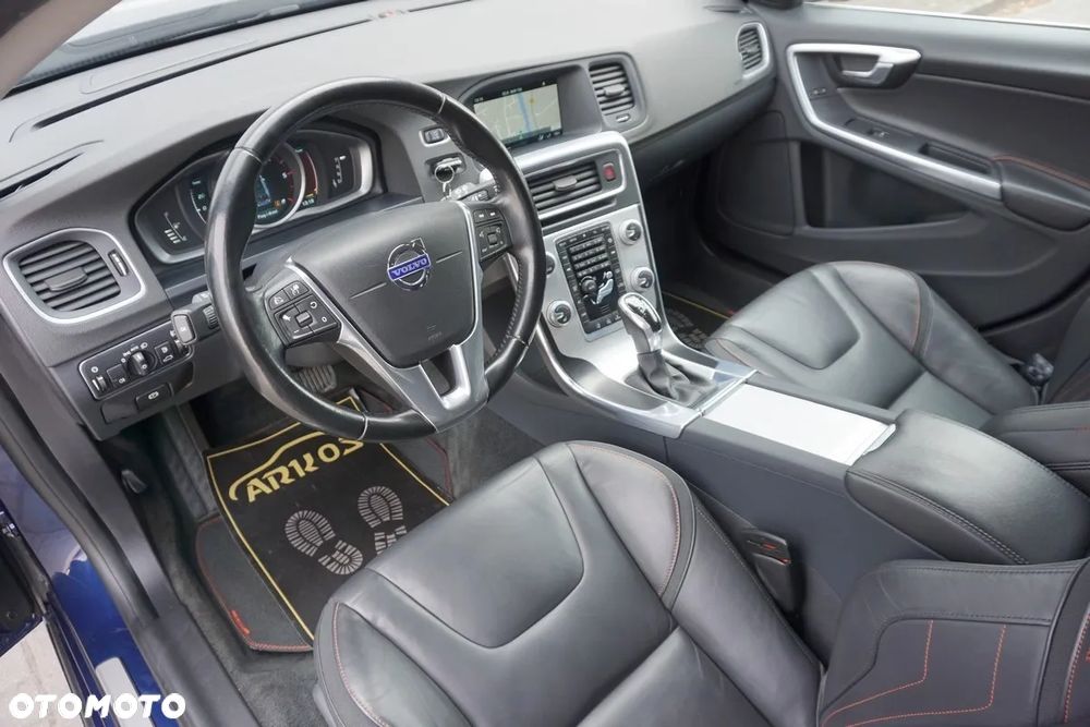 Volvo V60 D4 Drive-E Ocean Race - 24