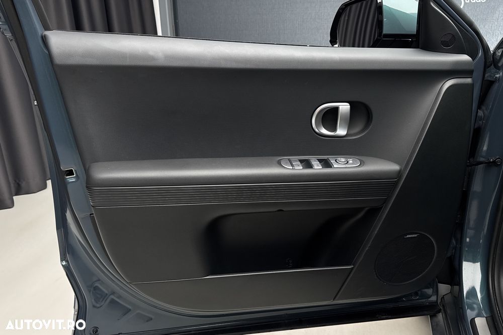 Hyundai IONIQ - 20