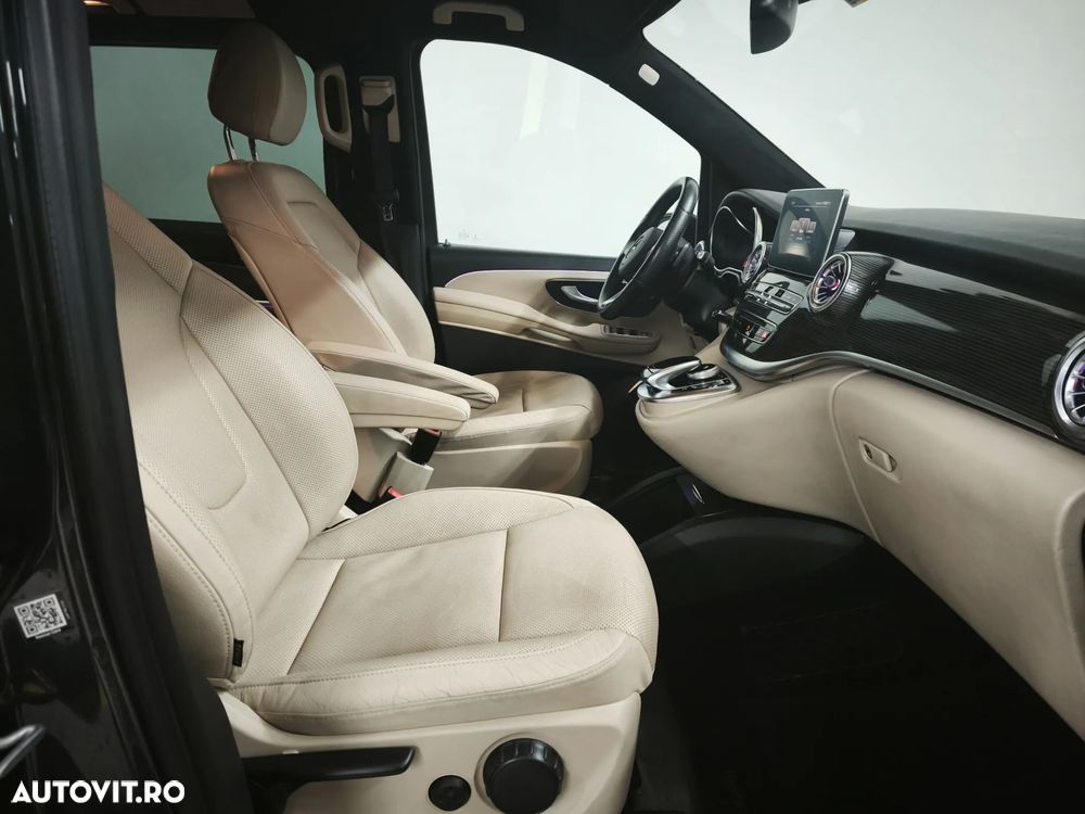 Mercedes-Benz V 300 d Extralang 4Matic 9G-TRONIC Exclusive - 13