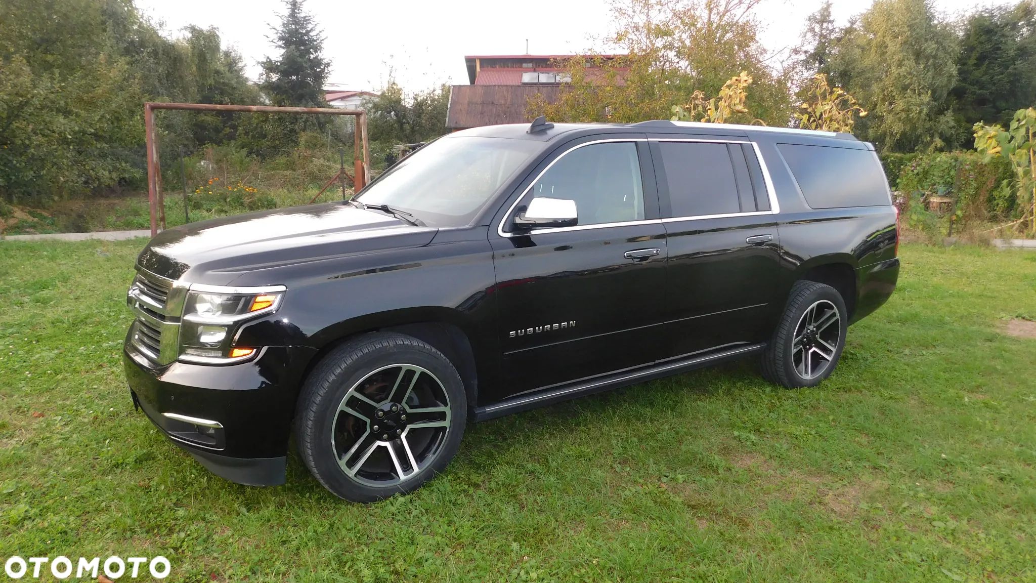 Chevrolet Suburban - 38