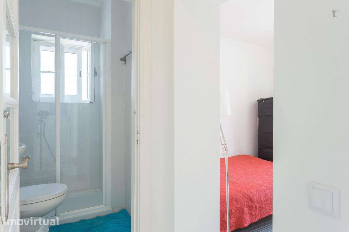 Quarto - localizado em Rio Tinto Porto - Grande imagem: 4/52