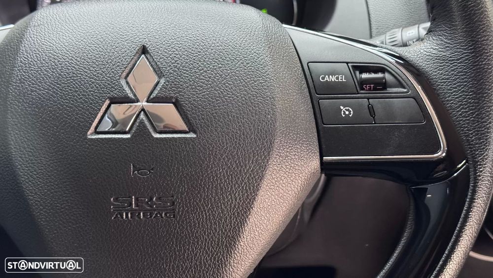 Mitsubishi Space Star 1.2 Intense Connect Edition - 31