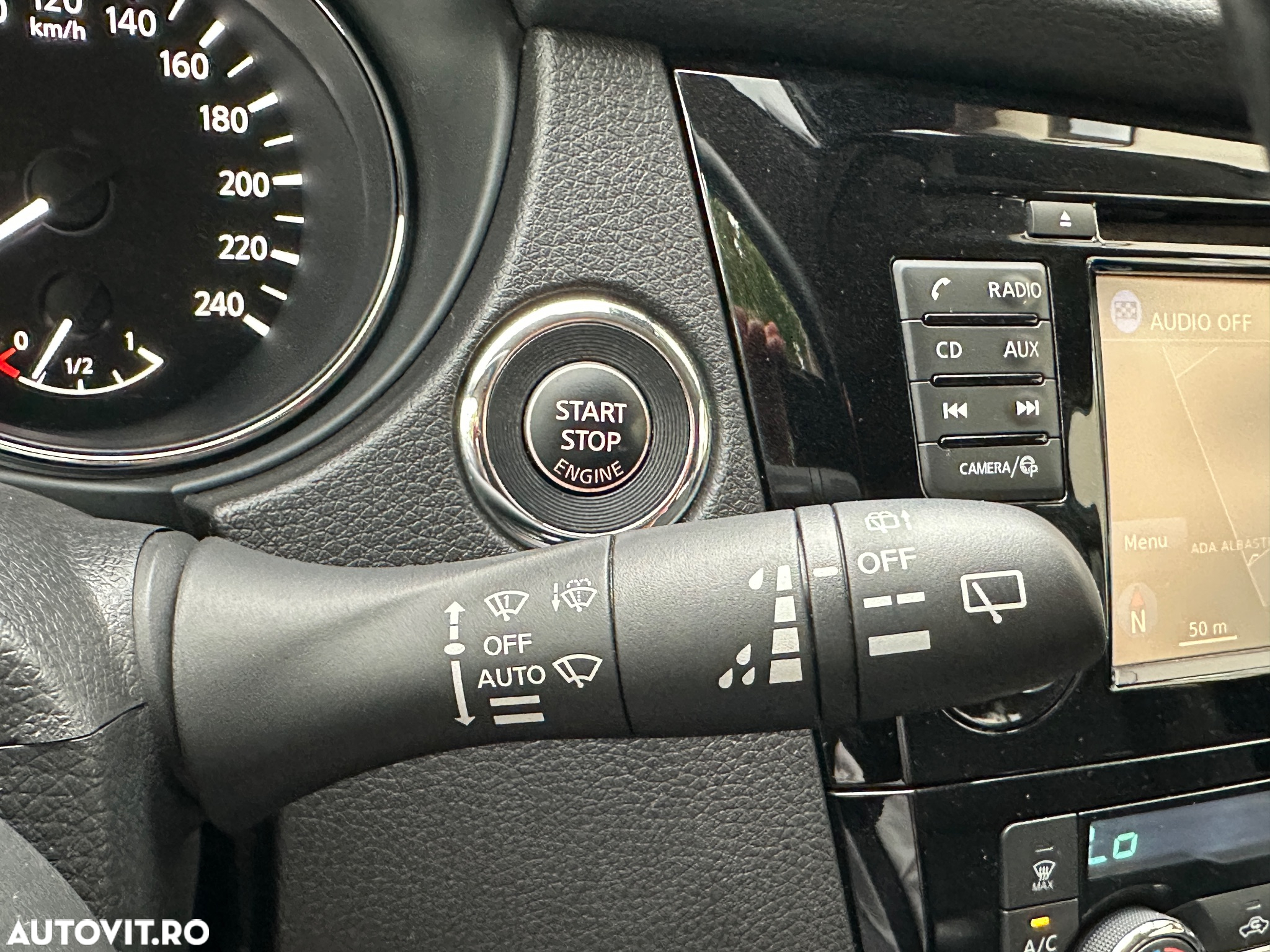 Nissan X-Trail 1.6L dCI Start/Stop Tekna - 9