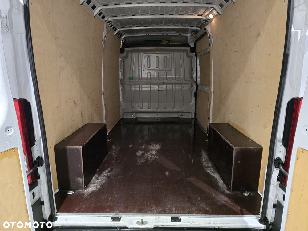 Opel Movano - 8