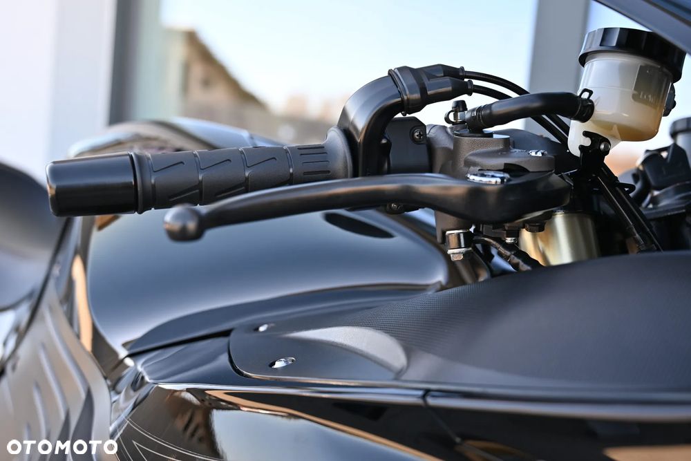 Kawasaki ZZR - 29