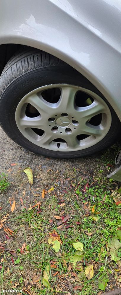 Mercedes-Benz Klasa E - 17