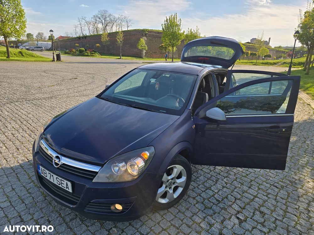 Opel Astra 1.6i Sport - 8