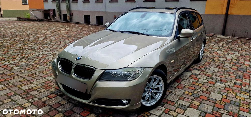 BMW Seria 3 320d DPF Edition Sport - 21