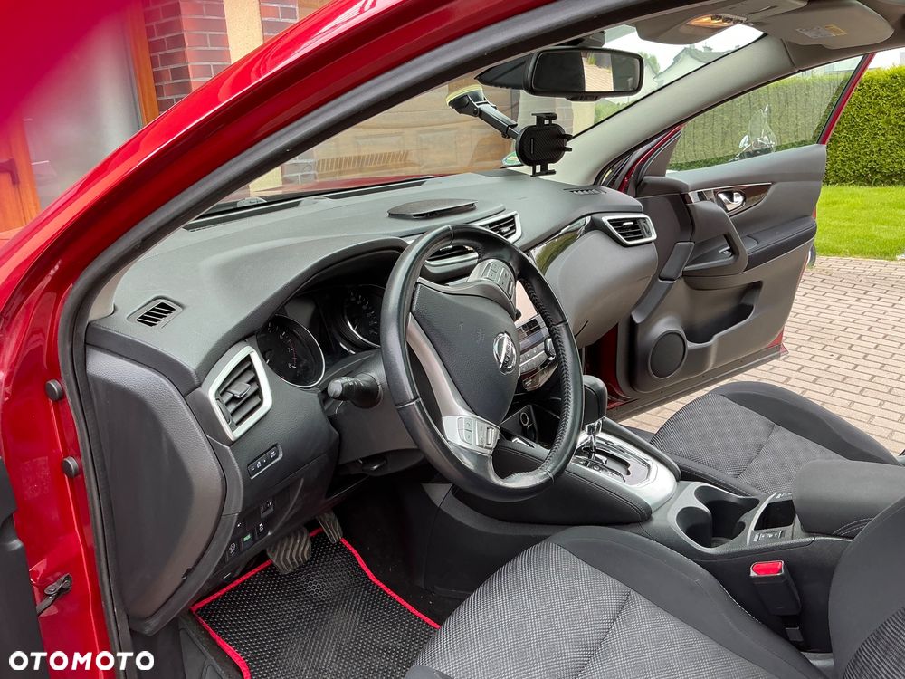 Nissan Qashqai 1.2 DIG-T Xtronic TEKNA - 10