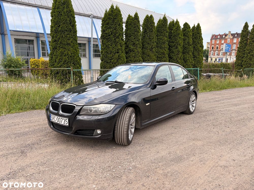 BMW Seria 3 320i - 3