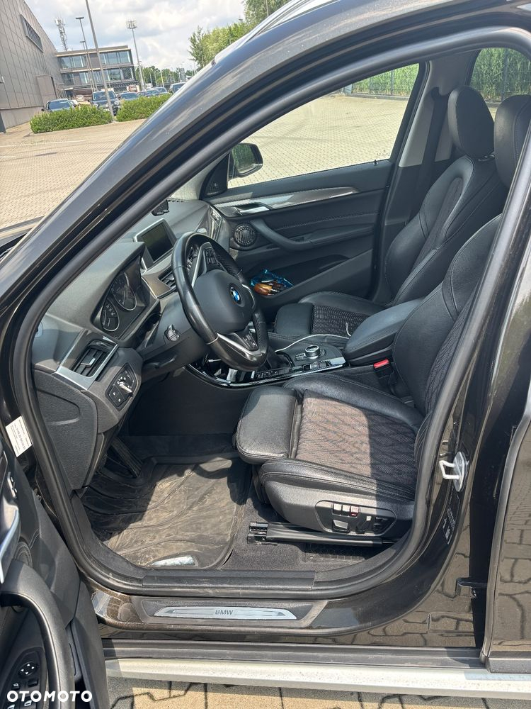 BMW X1 sDrive18i - 9
