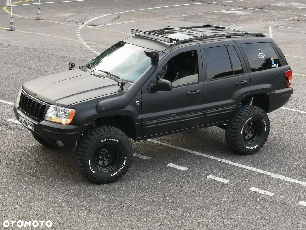Jeep Grand Cherokee - 11