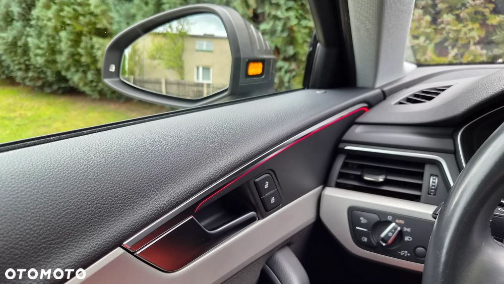 Audi A4 Avant 40 TDI S tronic - 31
