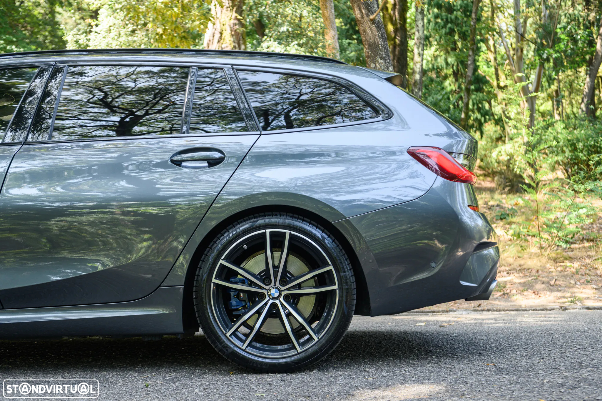 BMW 330 e Touring Pack M Auto - 11