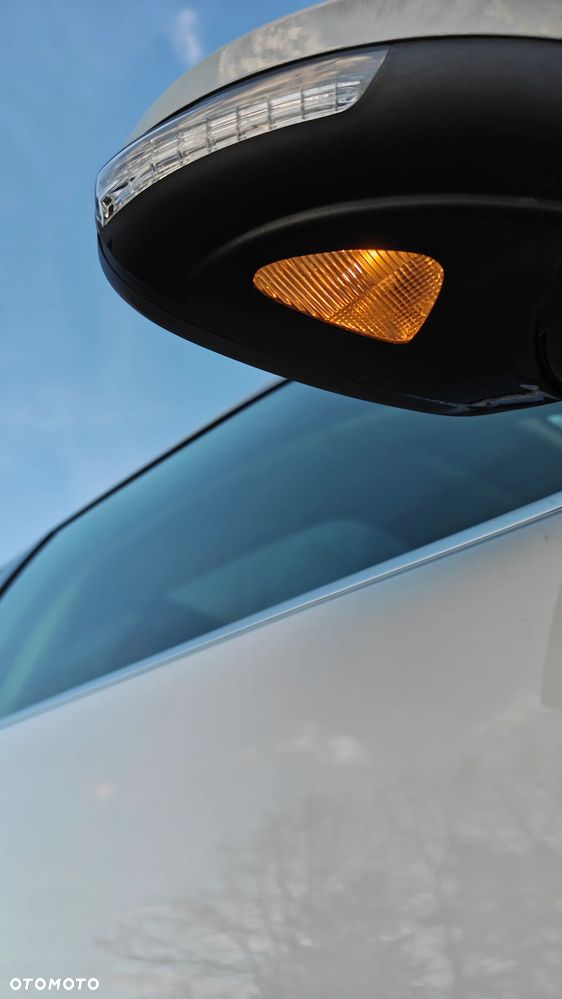 Volkswagen Tiguan 2.0 TDI DPF BlueMotion Technology Cup Sport & Style - 9