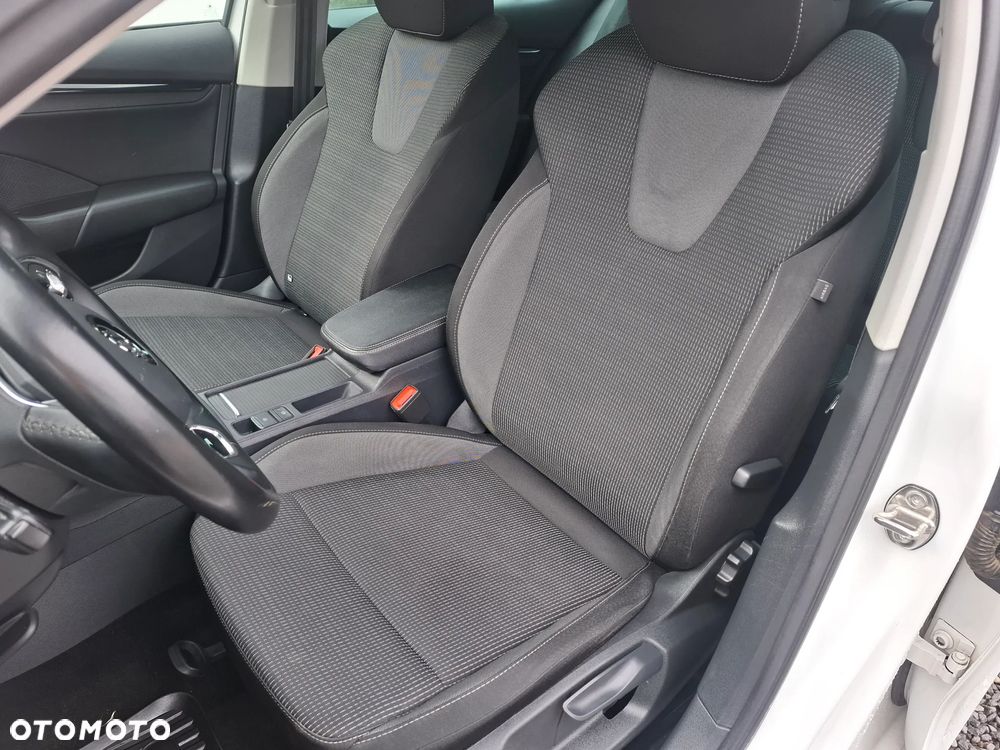 Skoda Octavia 1.0 TSI Ambition - 28