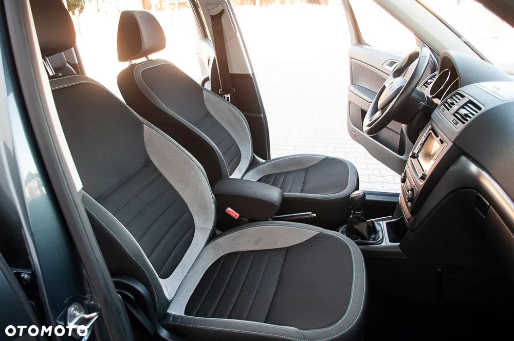 Skoda Yeti 2.0 TDI Joy - 25