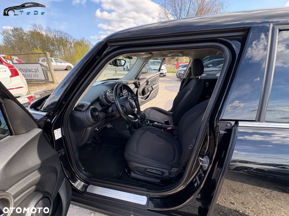 MINI Cooper 60 Years Chili - 16