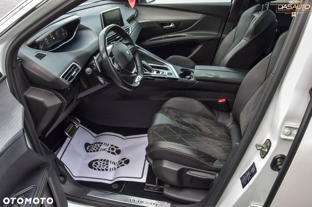 Peugeot 5008 - 17