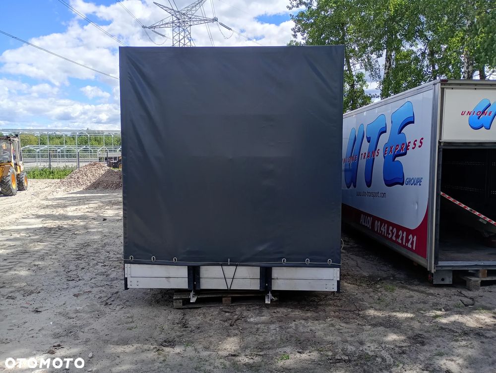 Zabudowa Plandeka Kontener Iveco Daily 14- - 3
