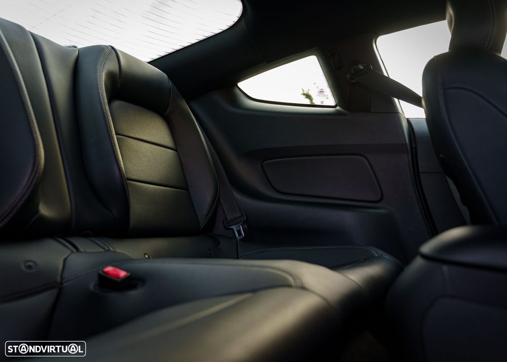 Ford Mustang 2.3 Eco Boost Aut. - 32