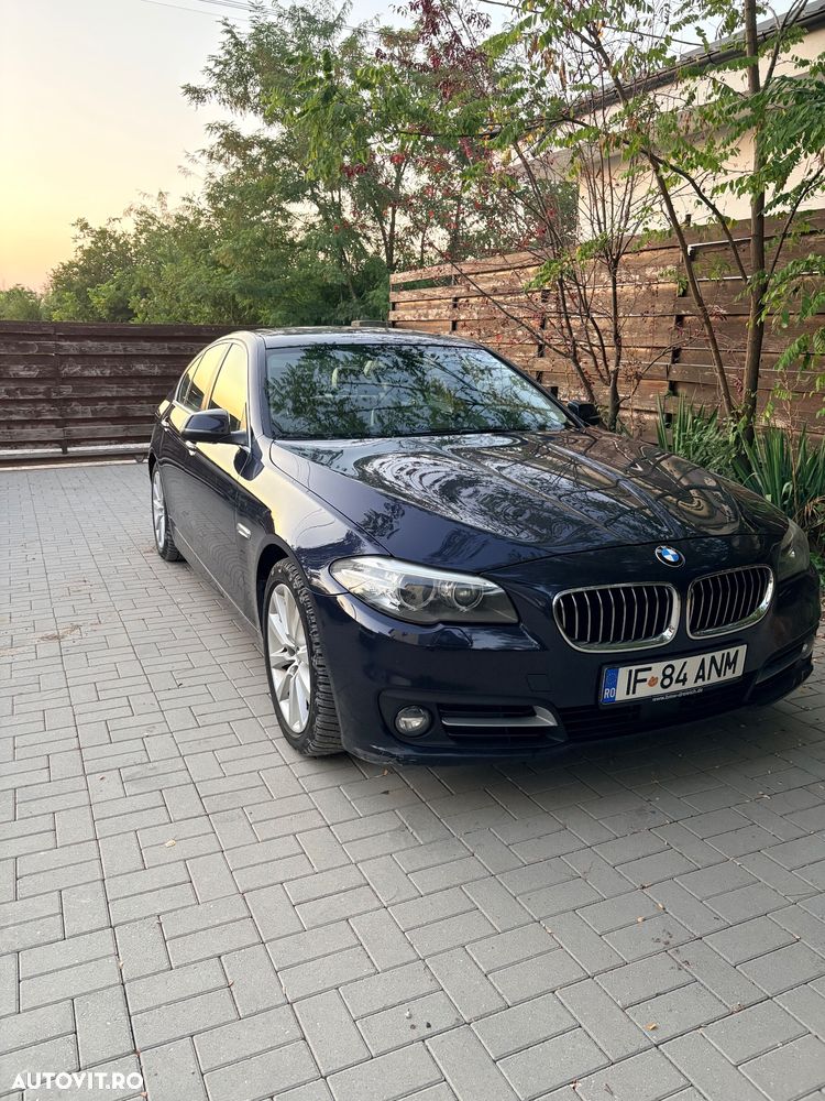 BMW Seria 5 525d Aut. Luxury Line - 1