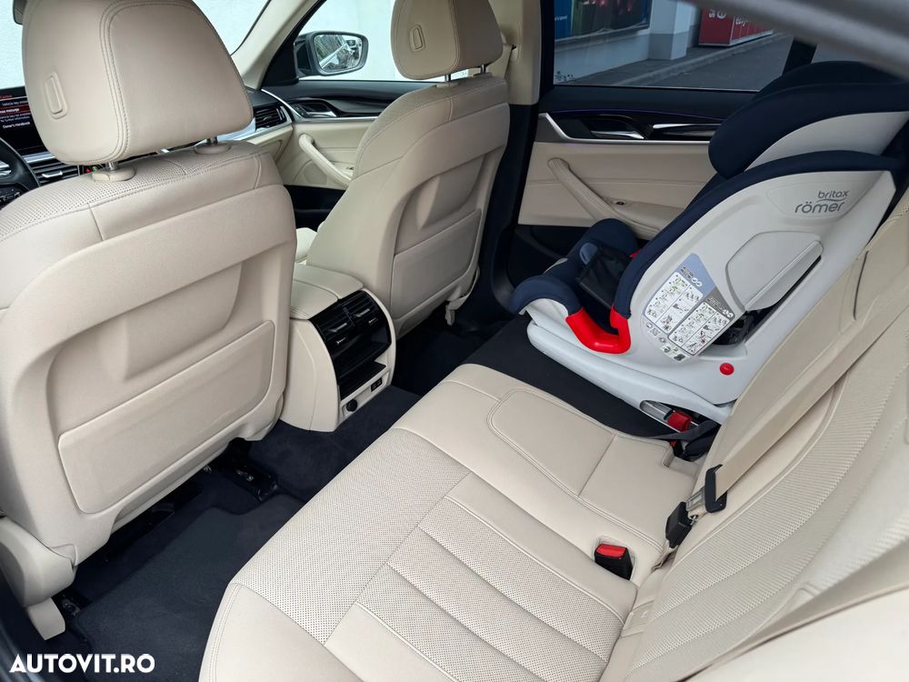 BMW Seria 5 520d AT MHEV - 6