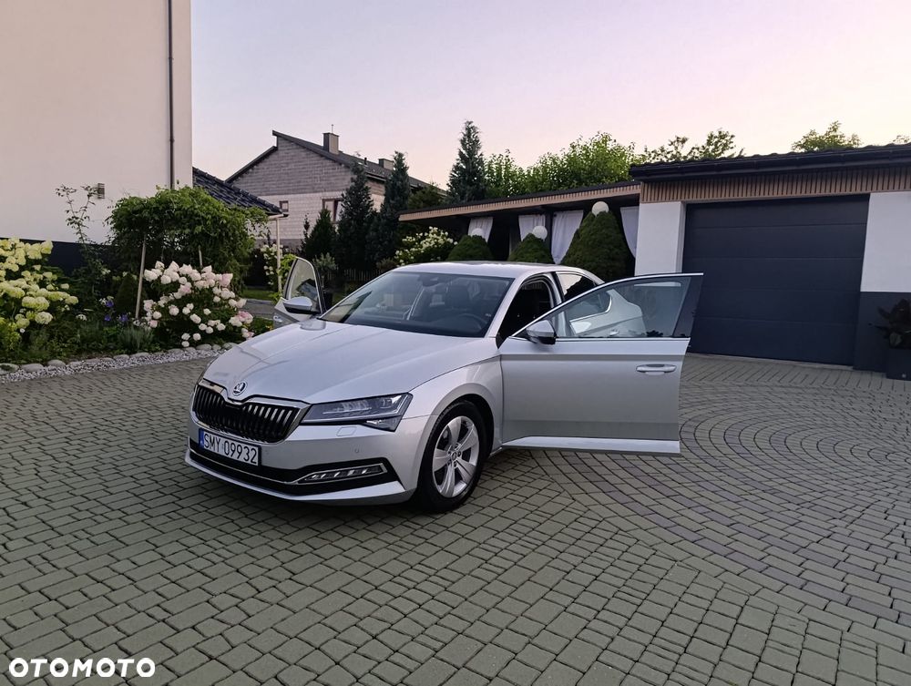 Skoda Superb 1.5 TSI Ambition - 10