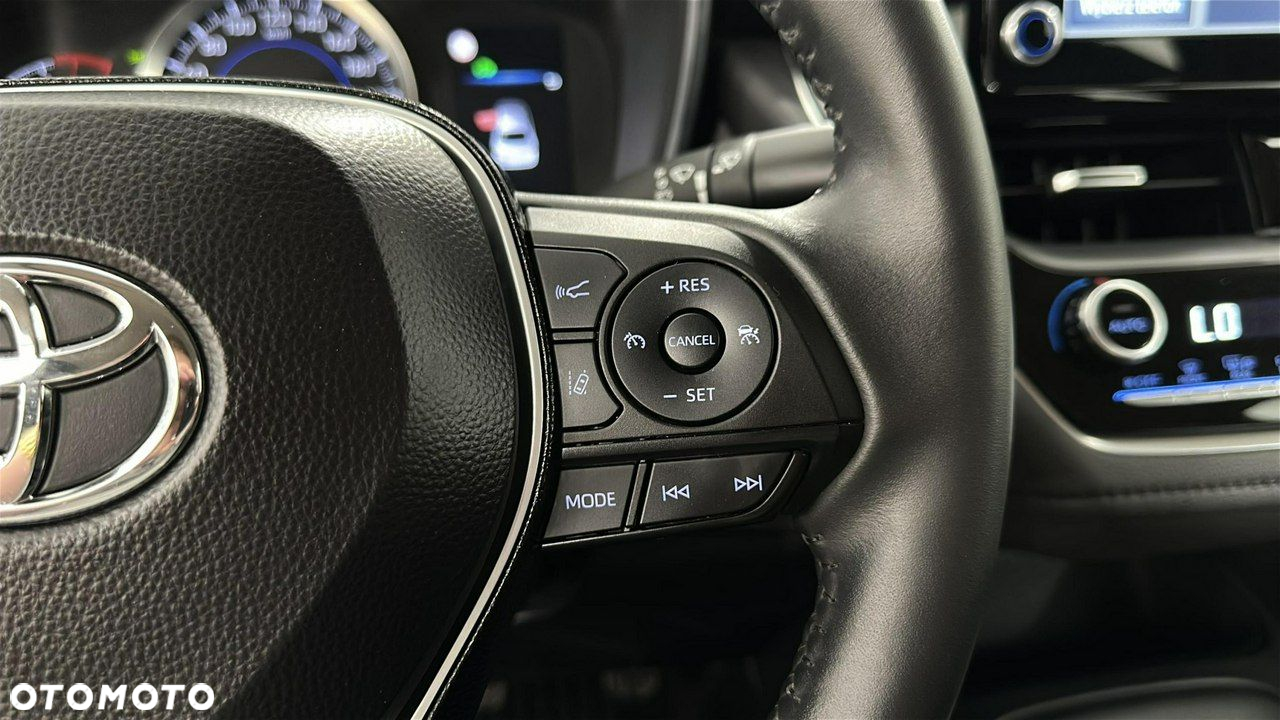 Toyota Corolla 1.8 Hybrid Active - 21