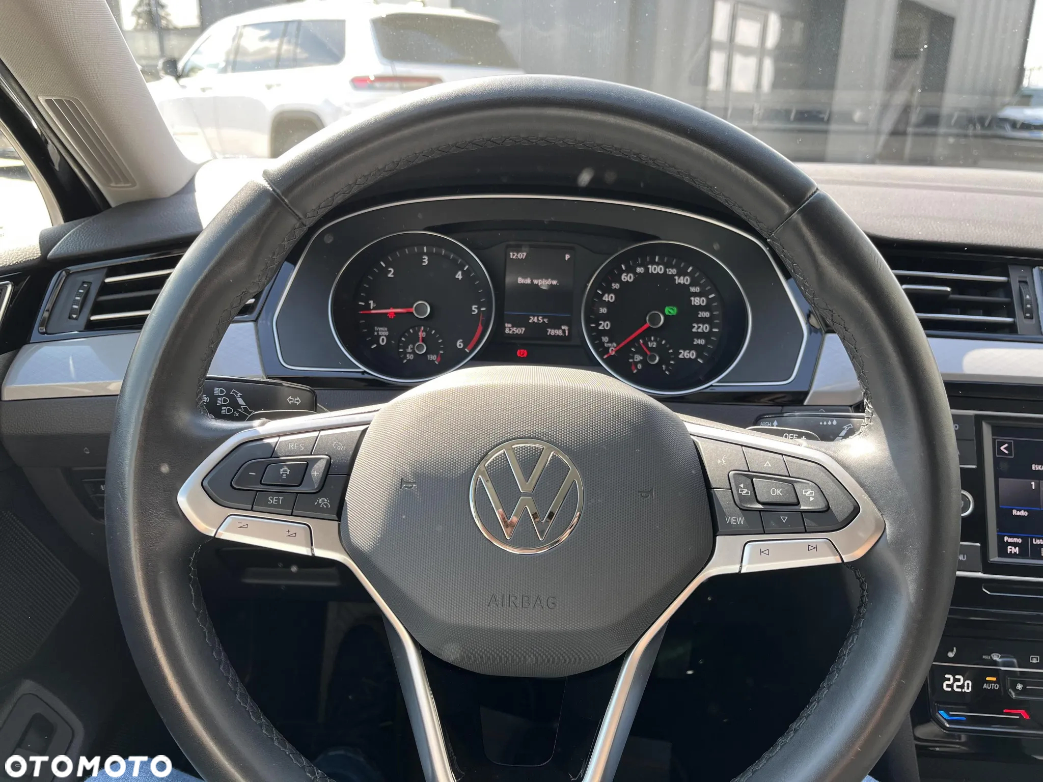 Volkswagen Passat 2.0 TDI EVO Business DSG - 28