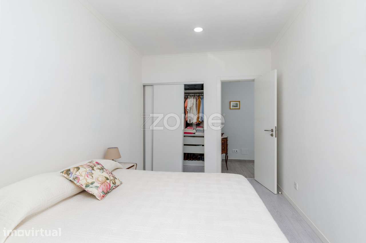 T2 Renovado | Buraca | Pronto a Habitar - Grande imagem: 5/31
