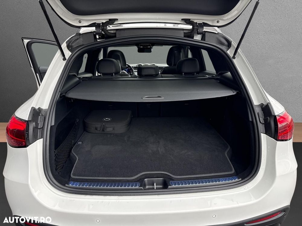 Mercedes-Benz GLC 300 e 4MATIC - 17