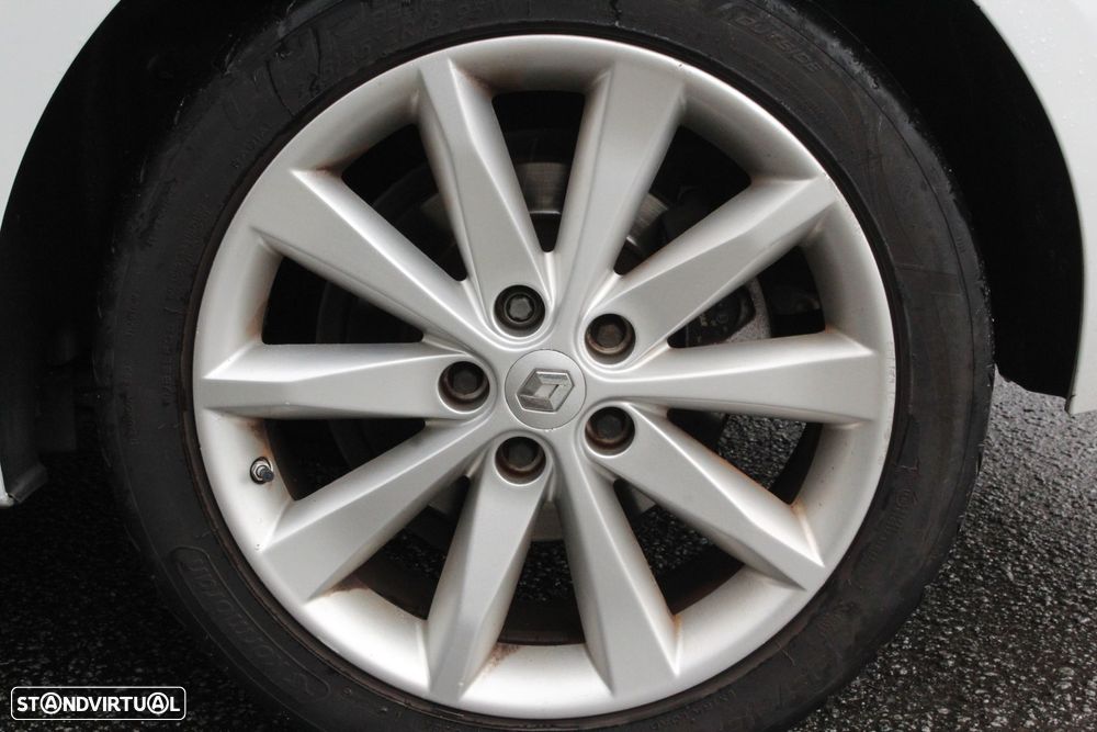 Renault Laguna Coupe 2.0 dCi Dynamique S 4Control - 14