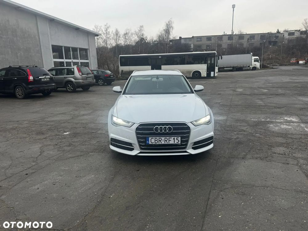 Audi A6 Avant 2.0 TDI Ultra DPF S tronic - 5