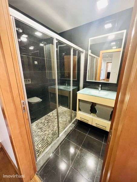 T2 mobilado e equiado na zona nova do INFANTADO - Grande imagem: 5/12