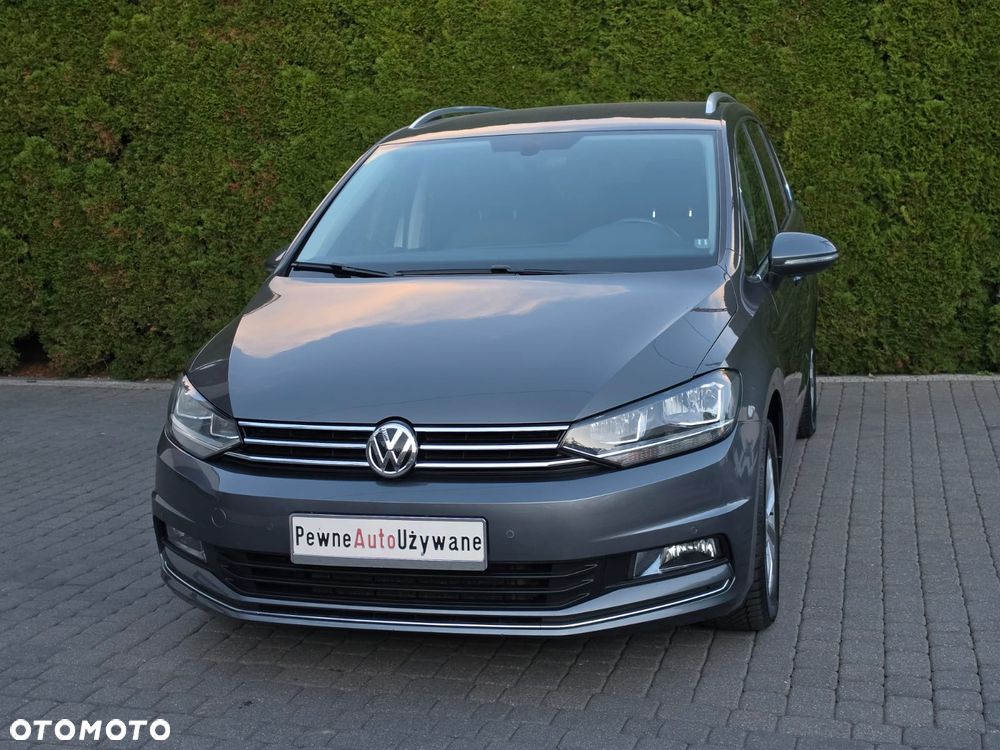 Volkswagen Touran - 32