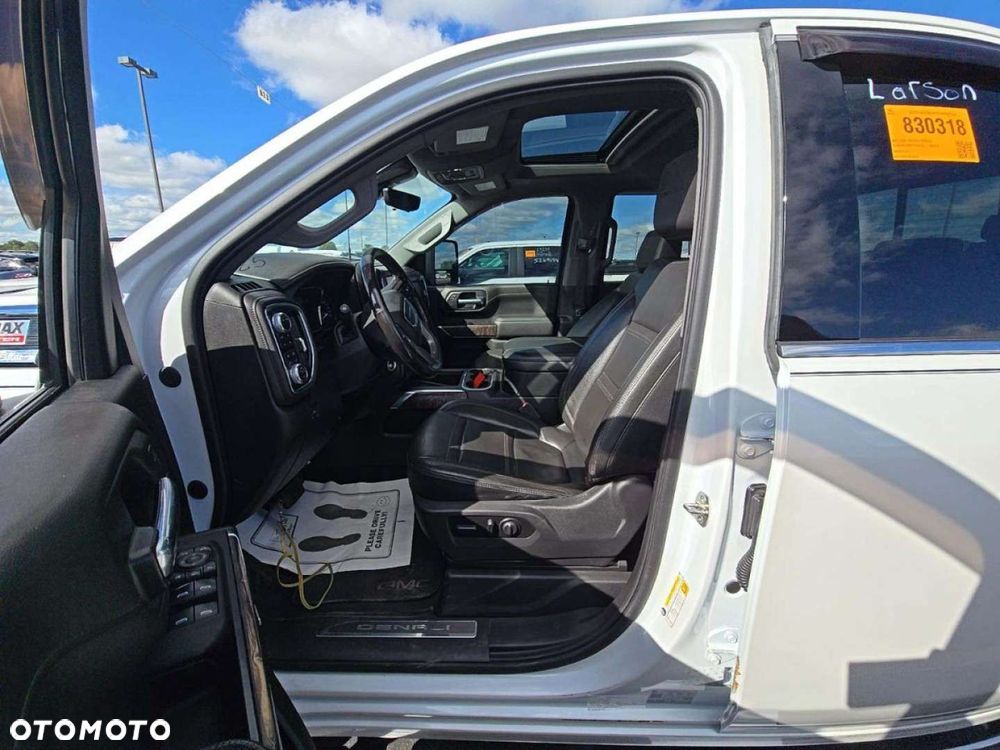 GMC Sierra - 9