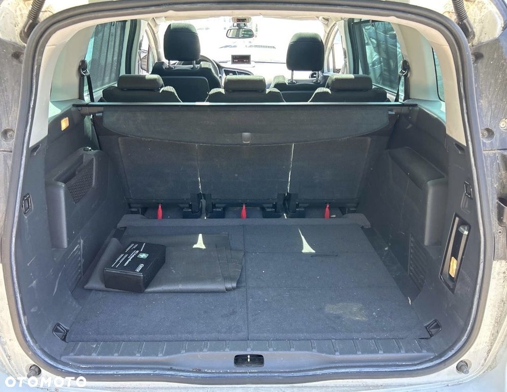 Peugeot 5008 2.0 HDi Premium - 8
