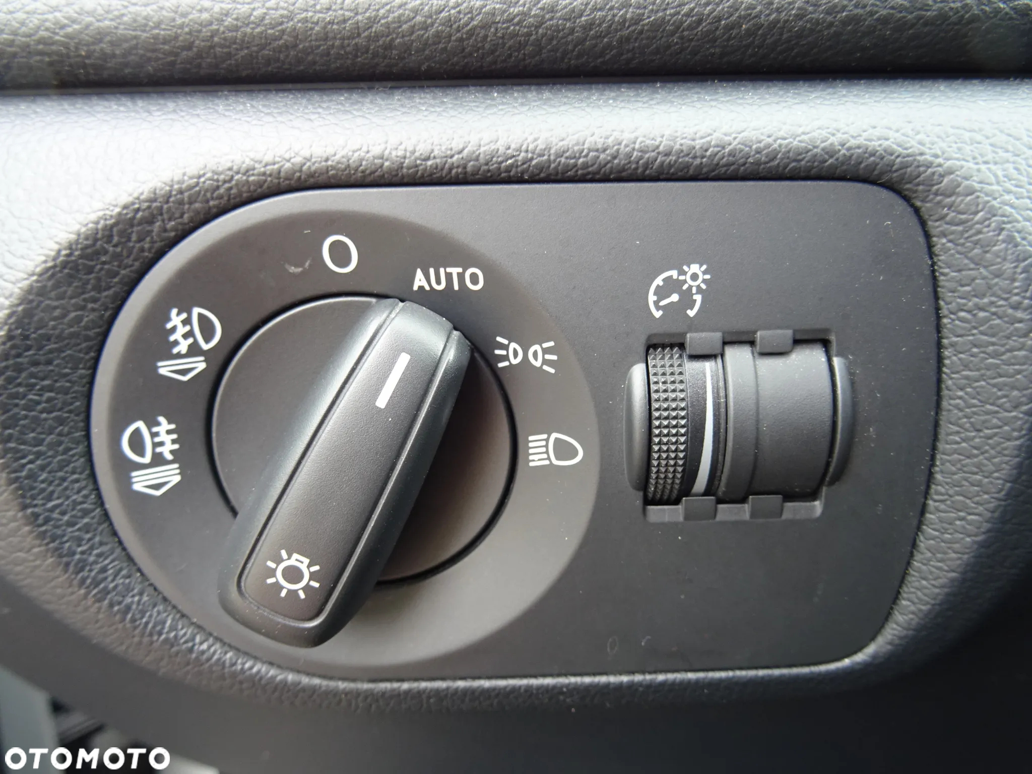 Audi Q3 2.0 TDI Quattro Edycja Specjalna - 28