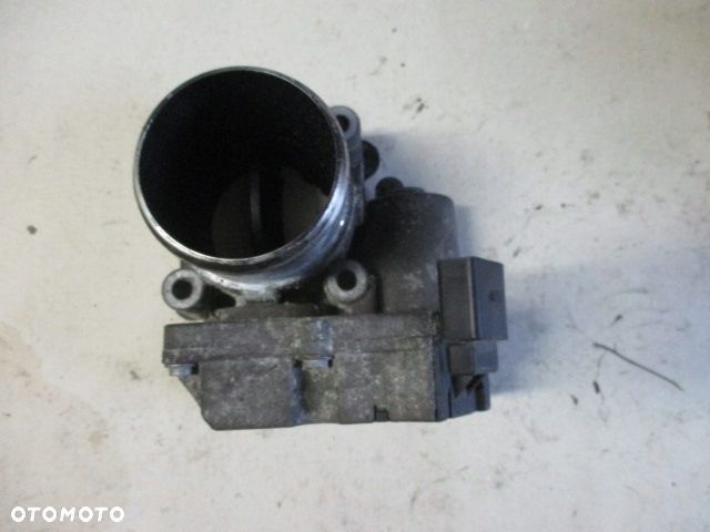 PRZEPUSTNICA HYUNDAI 1.6 CRDI 35100-2A760 5WY9102B - 1