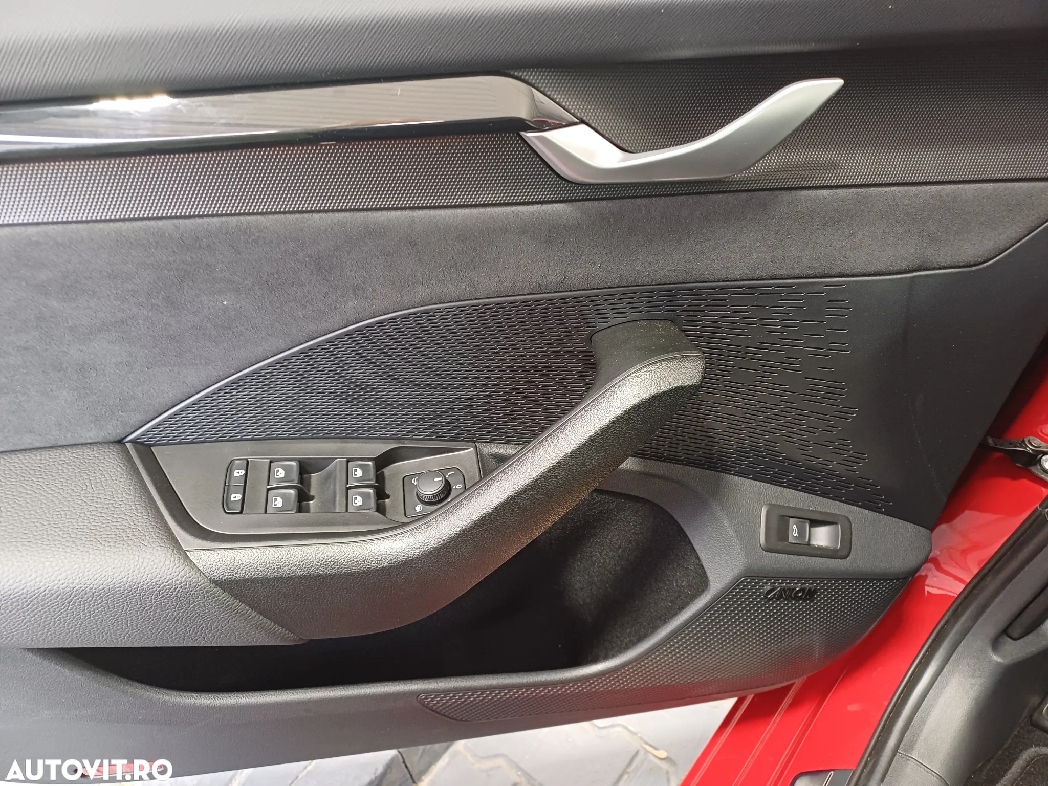 Skoda Octavia 2.0 TSI DSG RS - 7