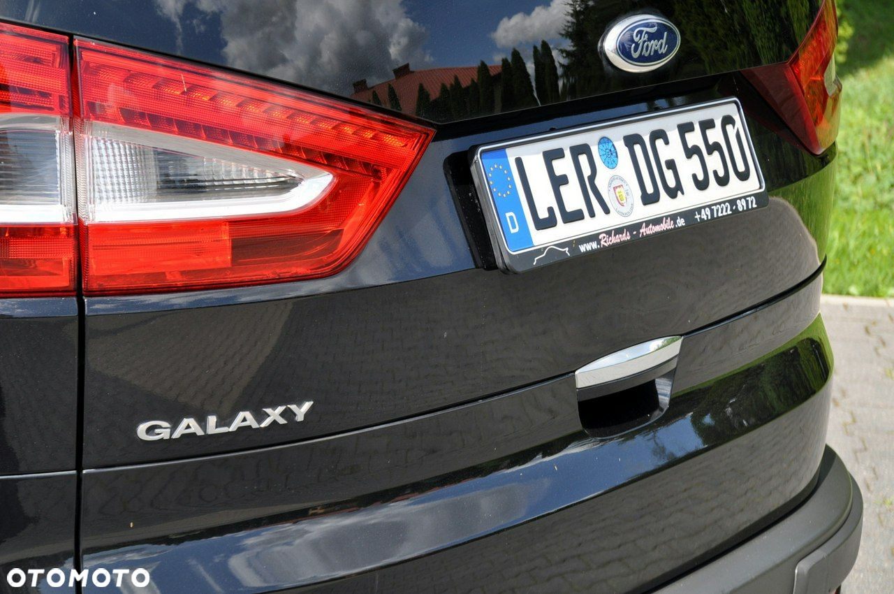 Ford Galaxy - 16