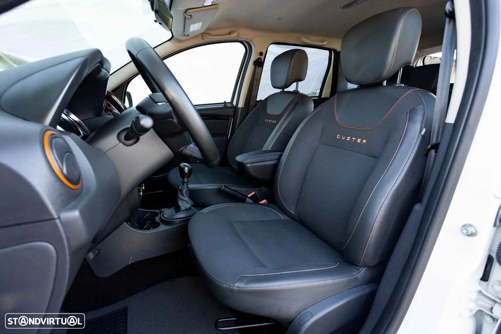 Dacia Duster 1.2 TCe SL Explorer - 27
