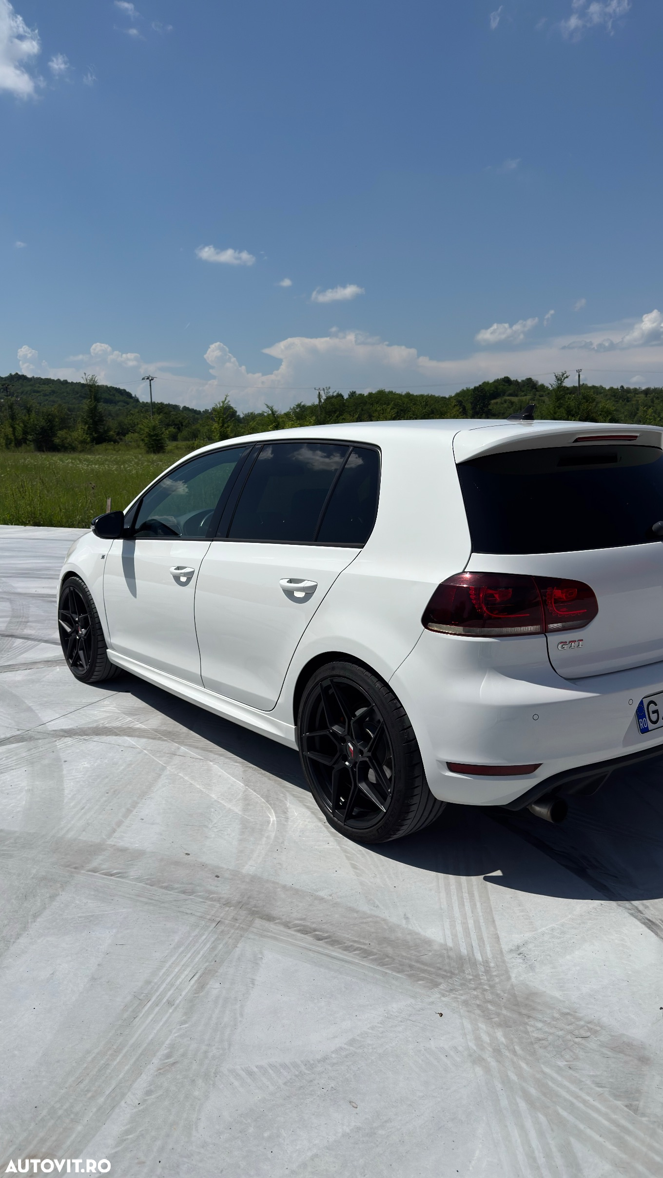 Volkswagen Golf 2.0 GTI Edition 35 - 6
