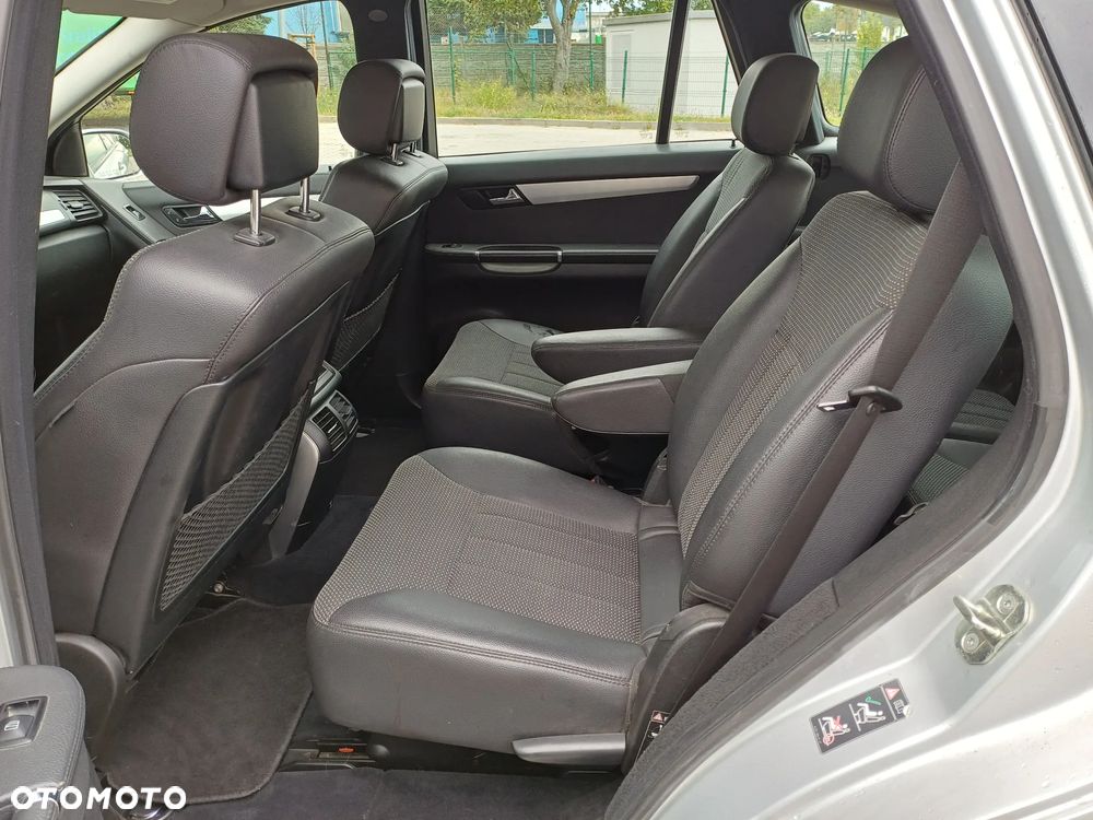 Mercedes-Benz Klasa R 320 CDI 4-Matic - 13