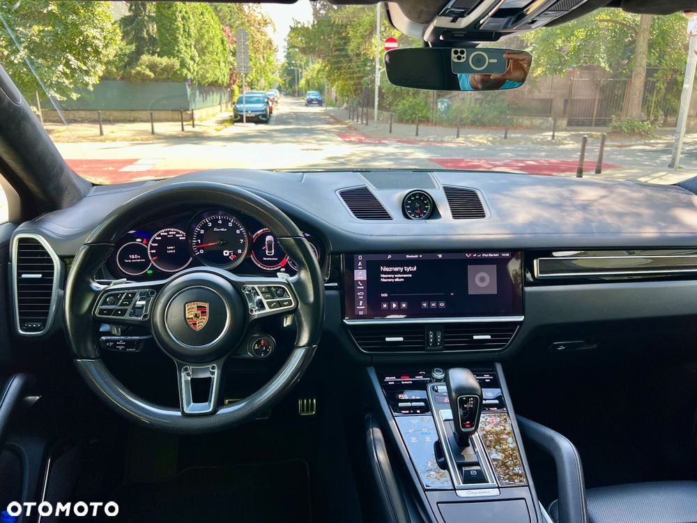 Porsche Cayenne - 17