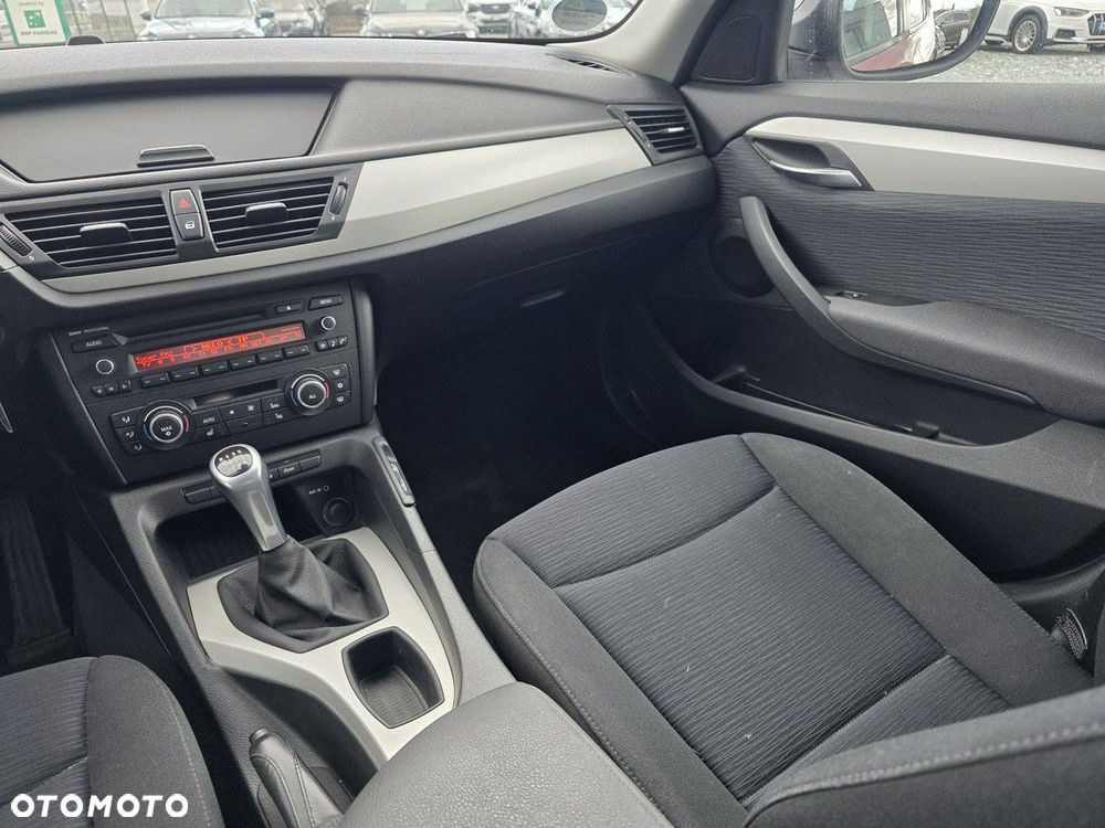 BMW X1 xDrive18d - 16