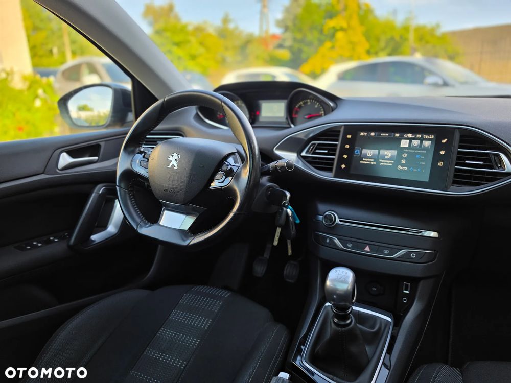 Peugeot 308 - 37