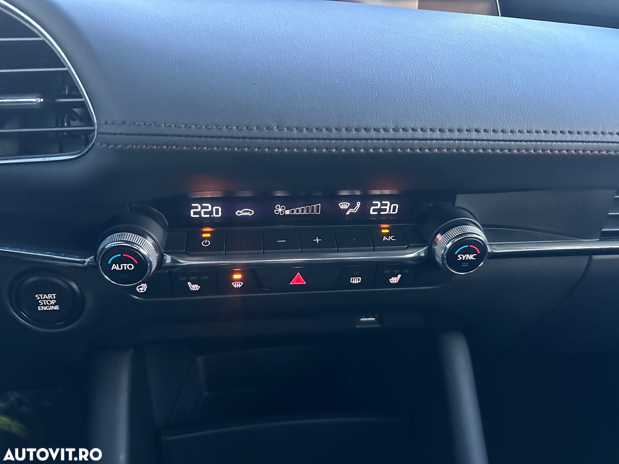 Mazda 3 FASTBACK e-SKYACTIV-G 122 M HYBRID EXCLUSIVE-LINE - 13
