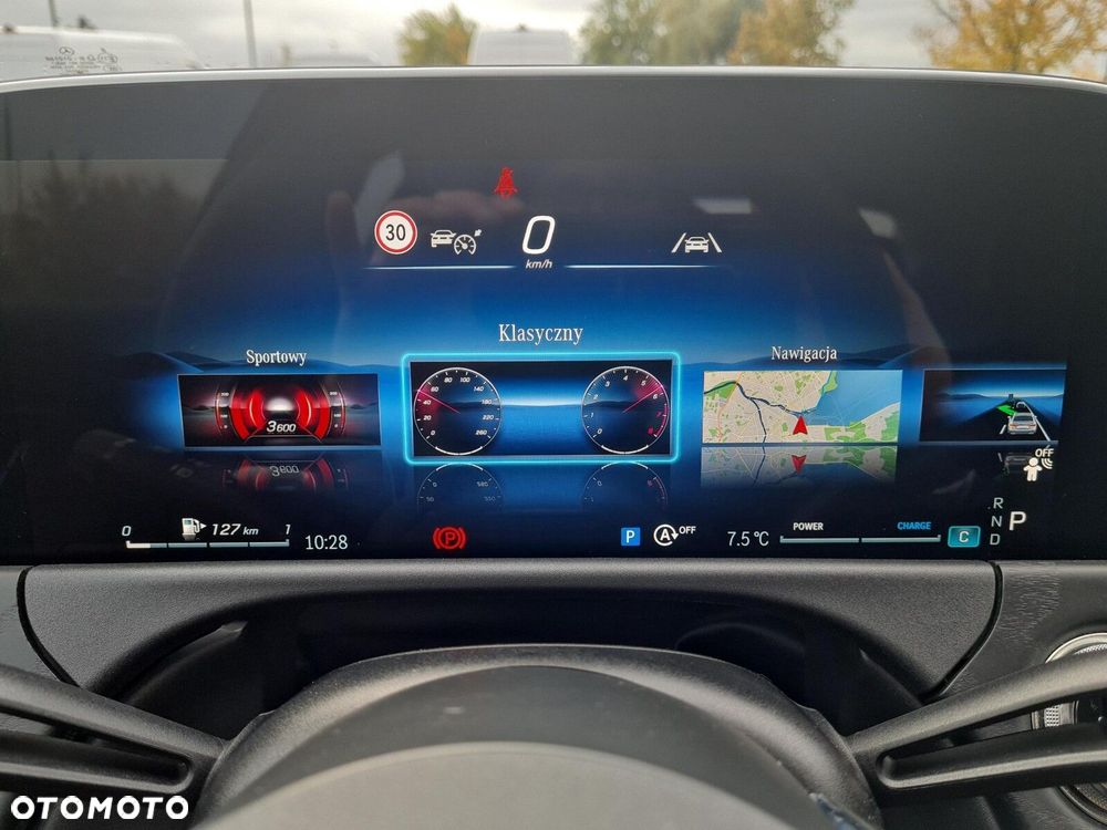 Mercedes-Benz Klasa E - 23